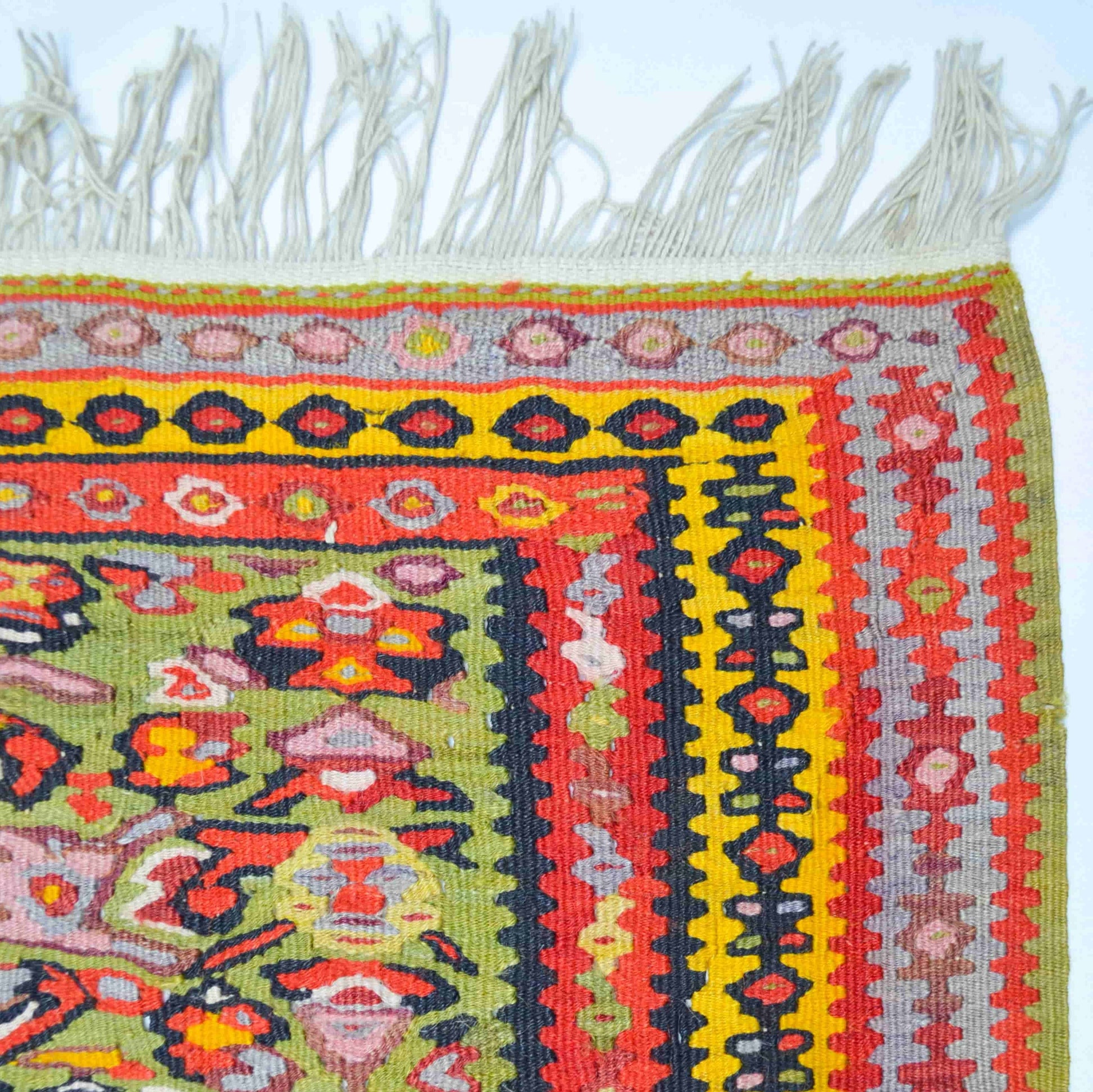 El Dokuma İran Sine Kilim