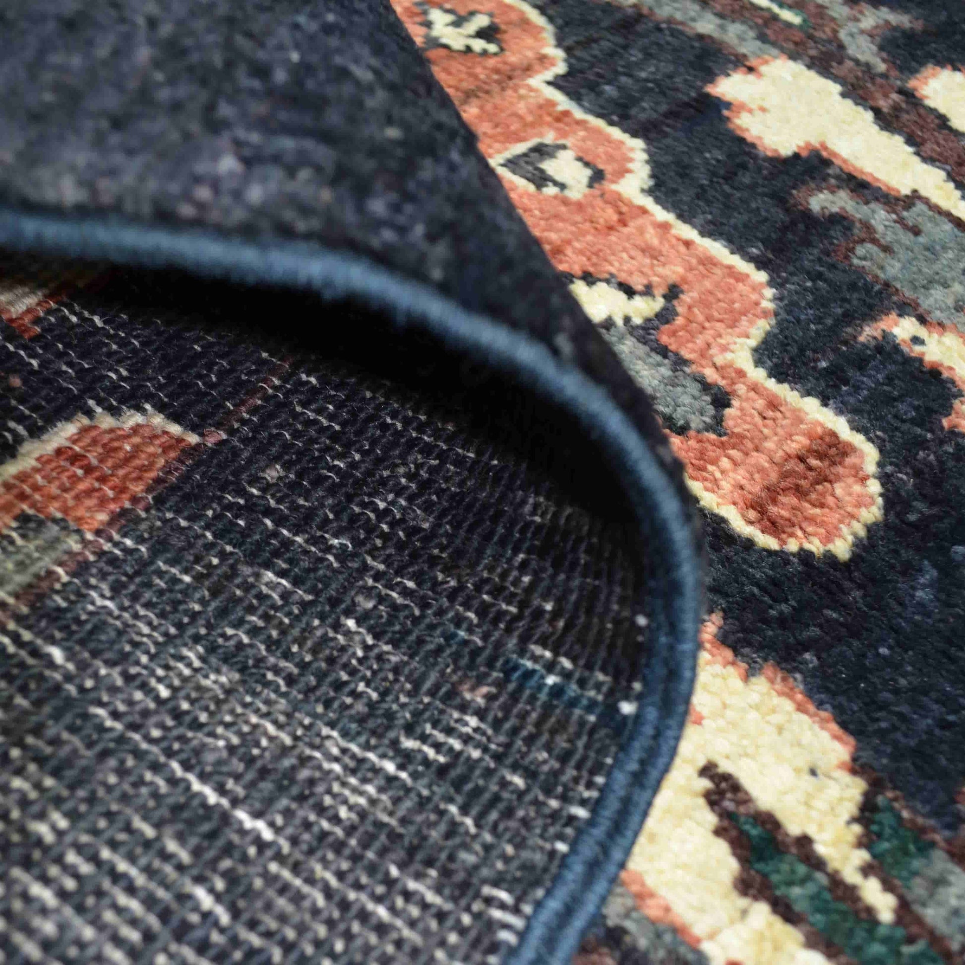 El Dokuma Uşak Ziegler Halısı