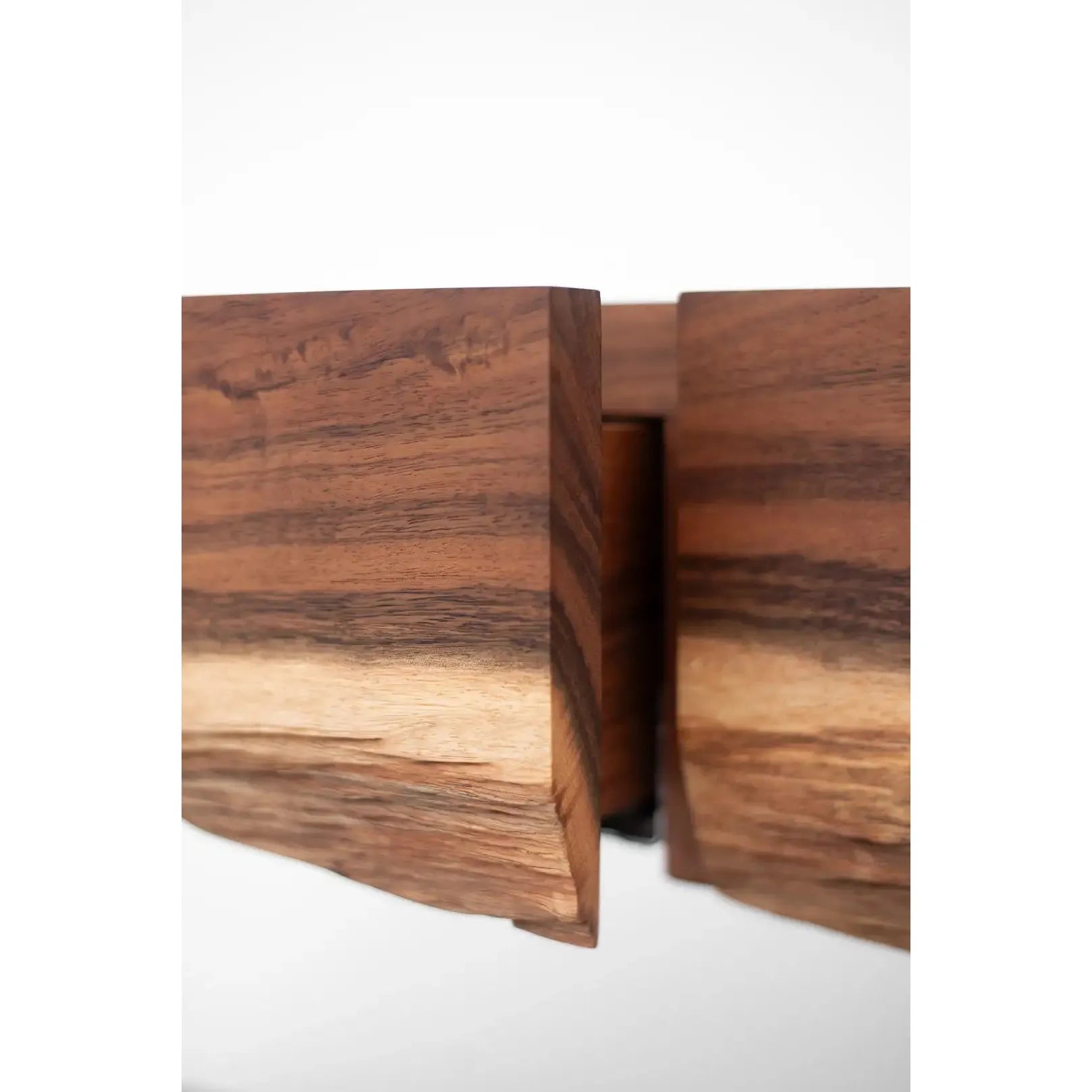 El Yapımı Masif Ahşap Çekmeceli Konsol