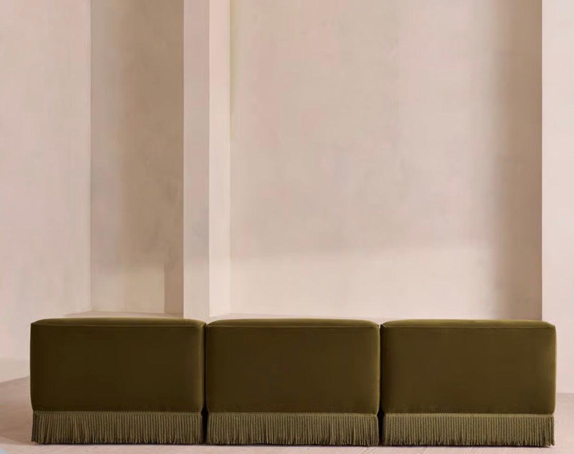 Elena Püsküllü Modüler Kadife Koltuk