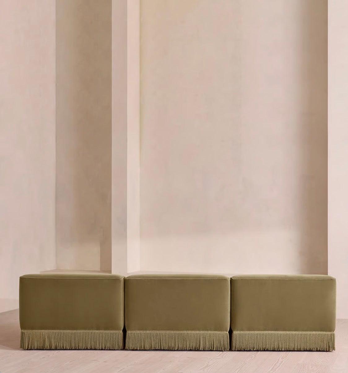 Elena Püsküllü Modüler Kadife Koltuk