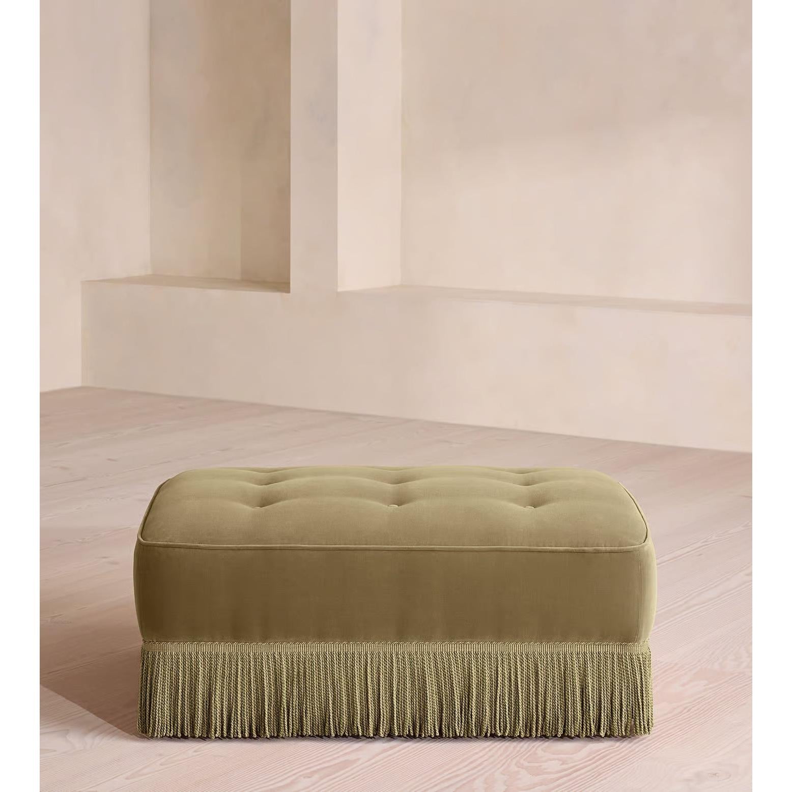 Elena Püskülü Puf