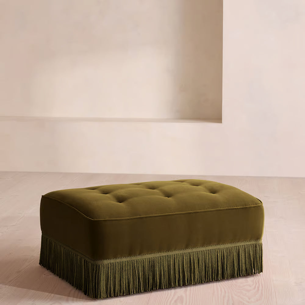 Elena Püskülü Puf