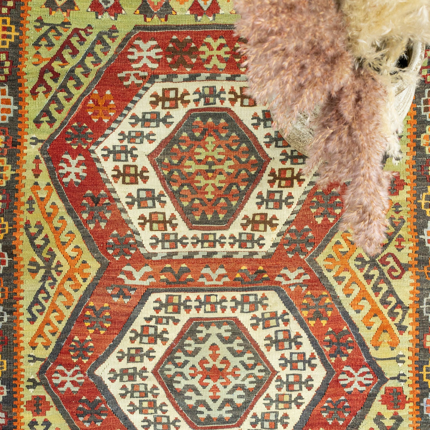 Elnara Geometrik Tasarımlı Yün Kilim 102X145 Cm
