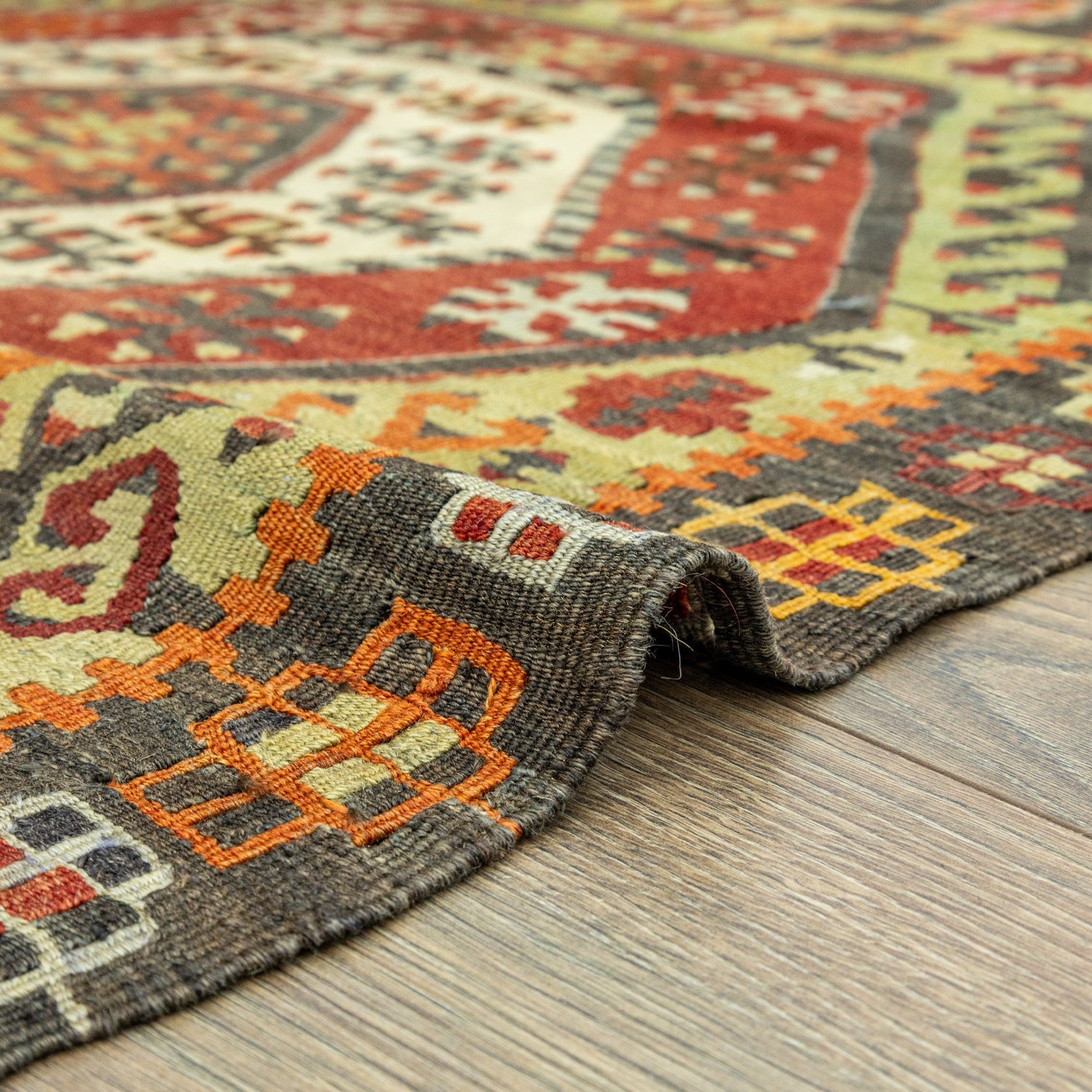 Elnara Geometrik Tasarımlı Yün Kilim 102X145 Cm