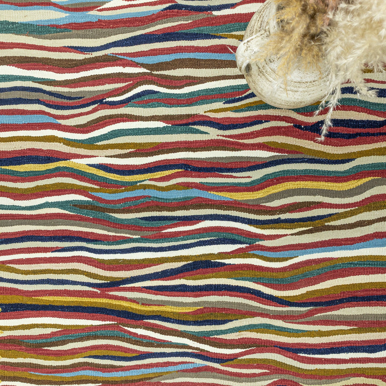 Erguvan Renkli El Dokuma Kilim 119x177 Cm