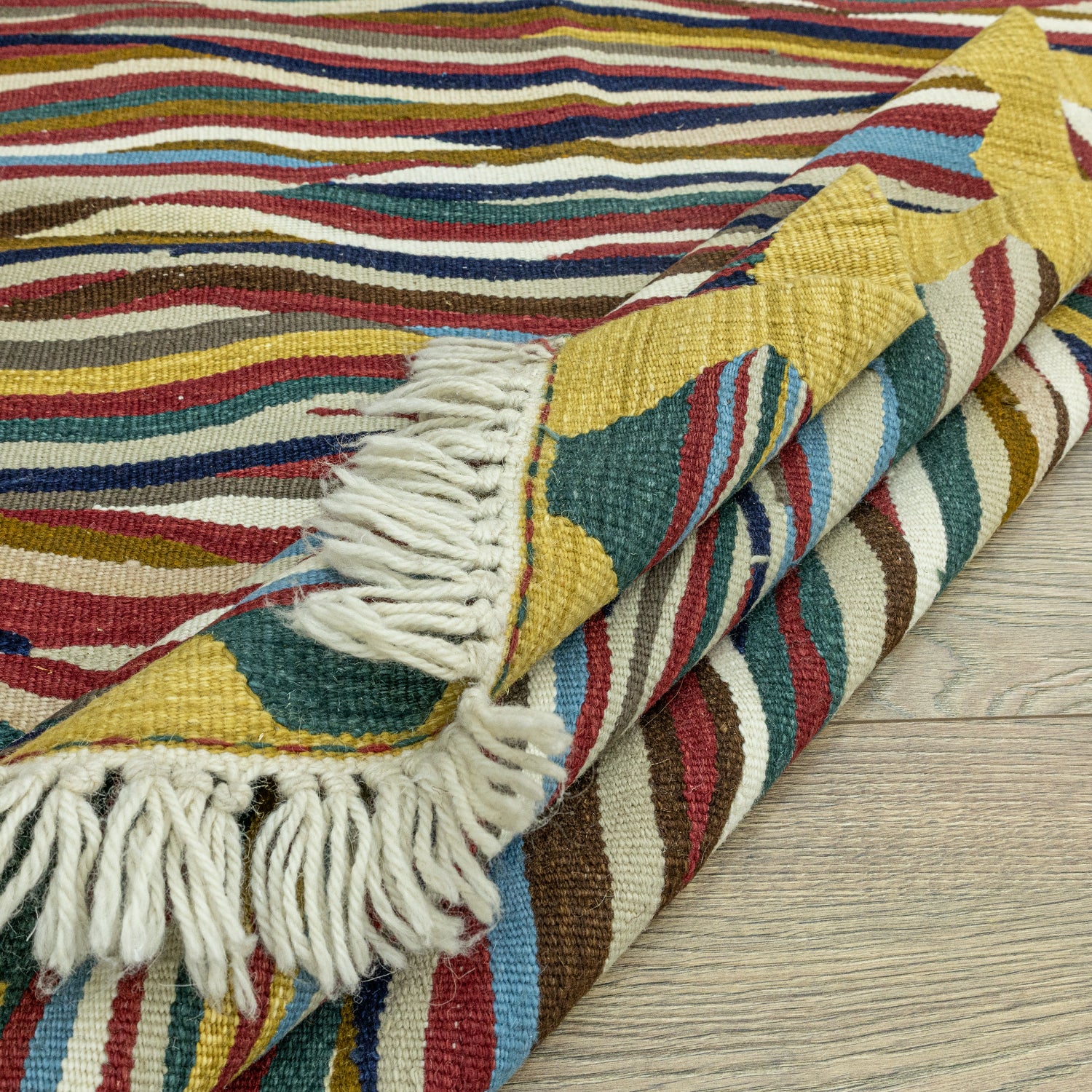 Erguvan Renkli El Dokuma Kilim 119x177 Cm