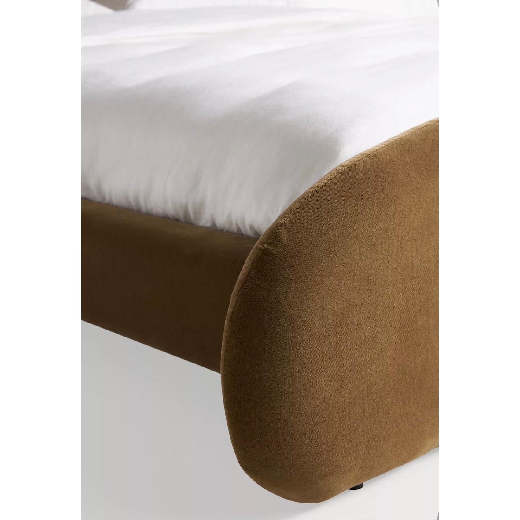 Evara Kadife Karyola