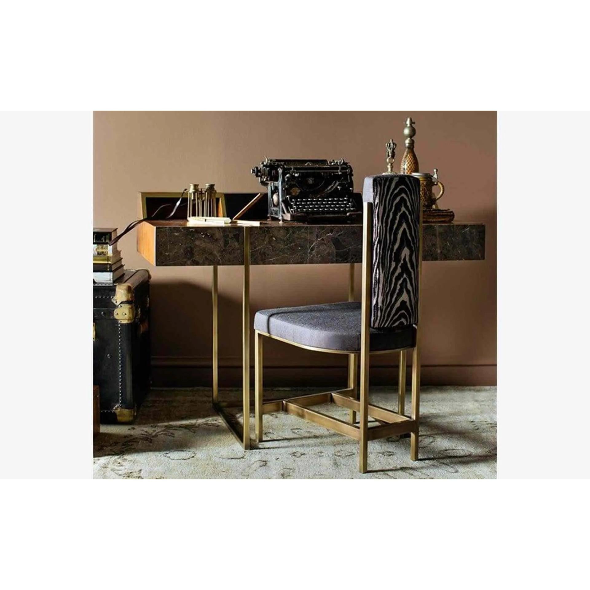 Famed Çalışma Masası