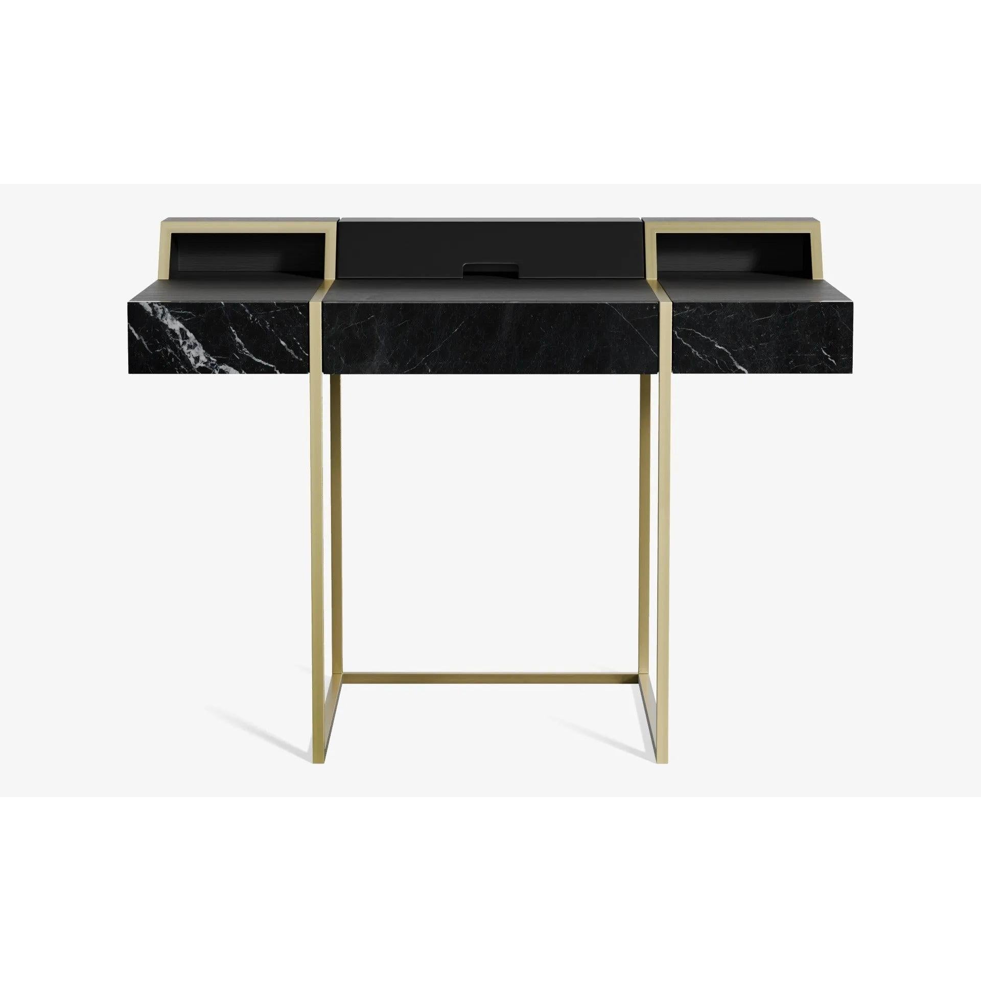 Famed Çalışma Masası