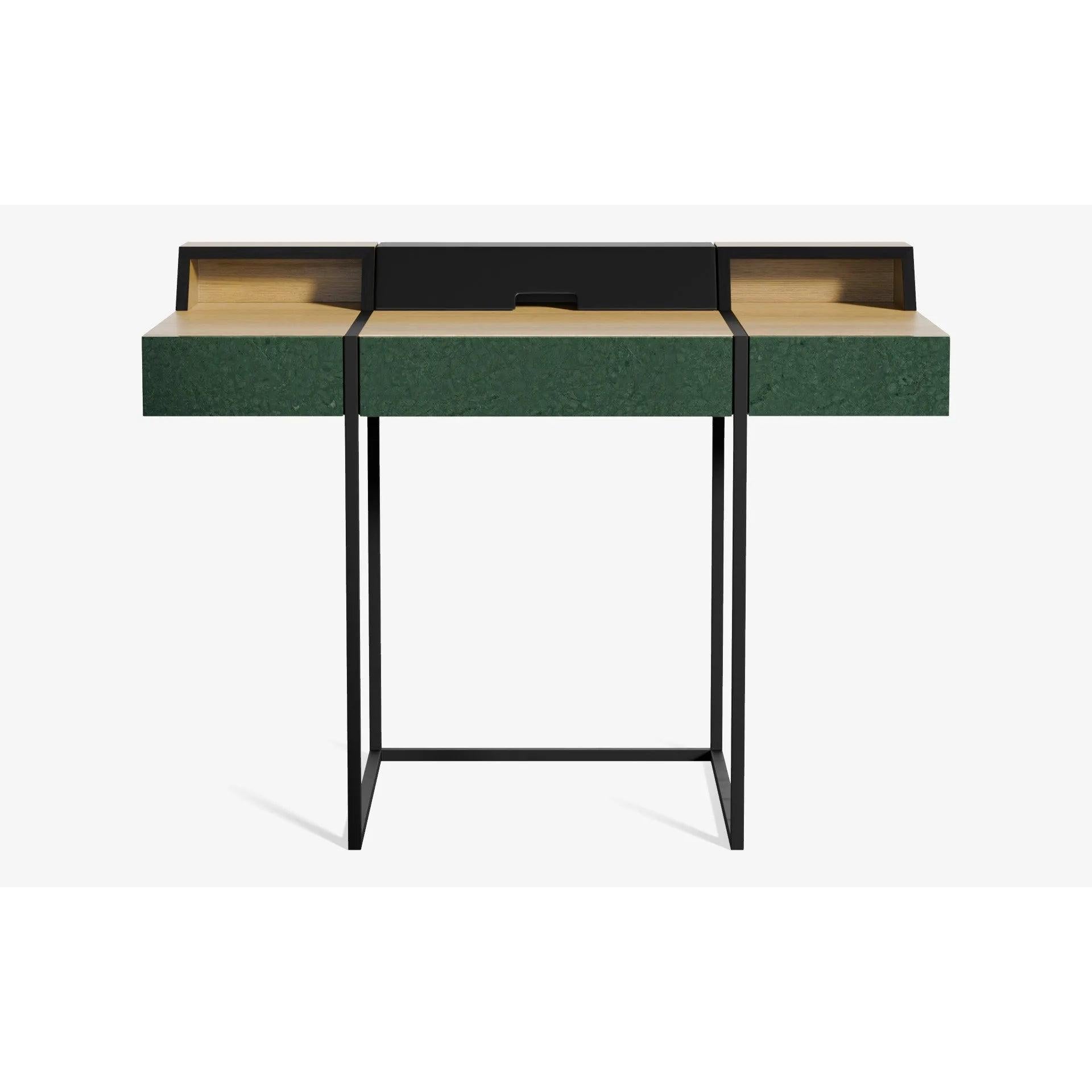 Famed Çalışma Masası