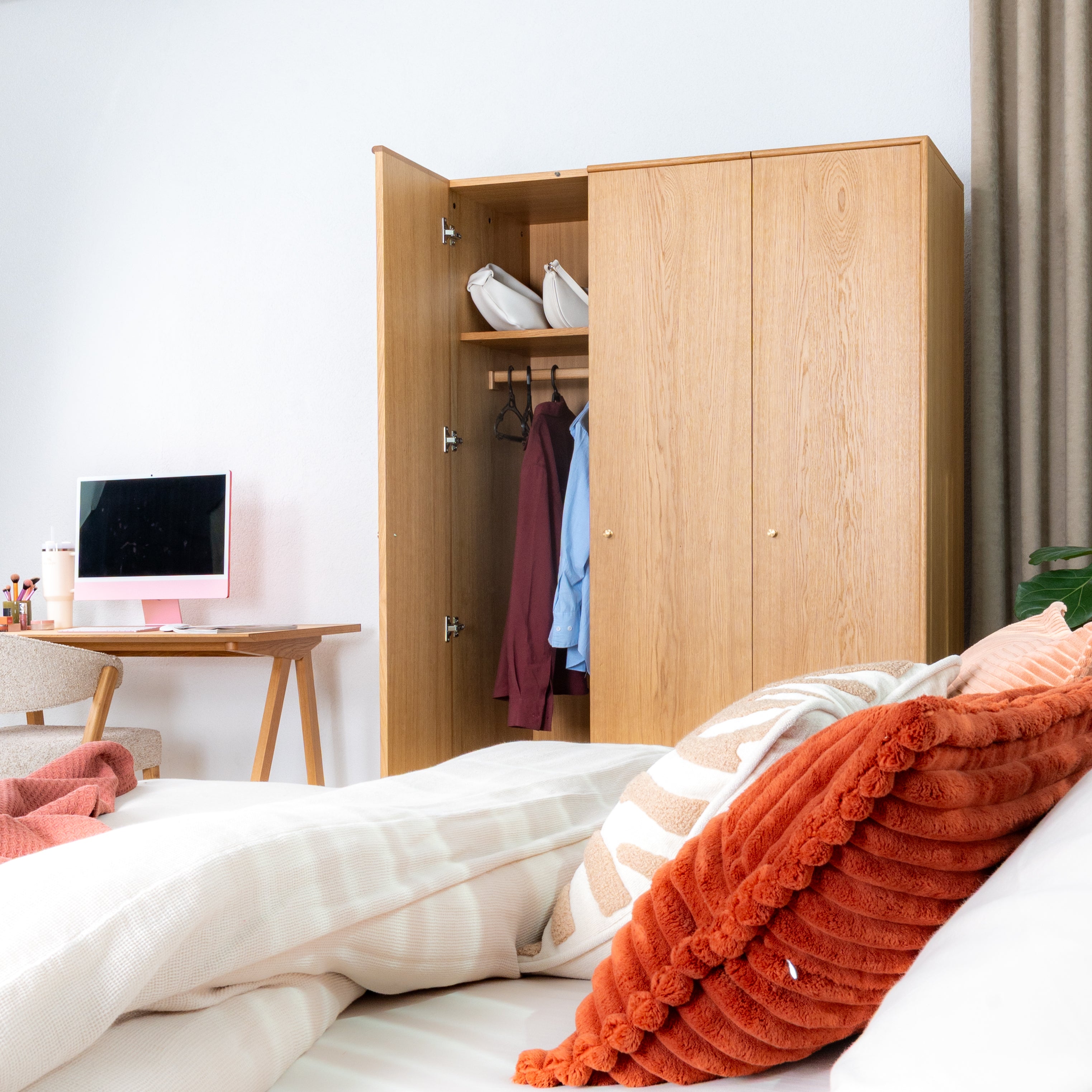 Fil Gardrop 3 Kapaklı