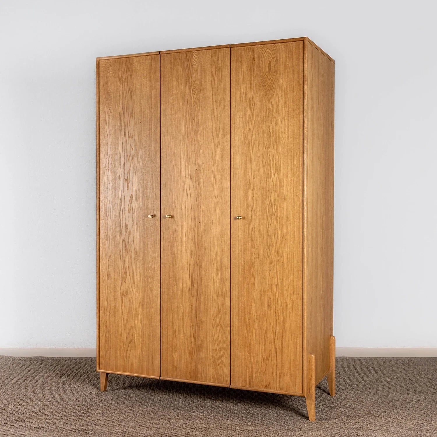 Fil Gardrop 3 Kapaklı