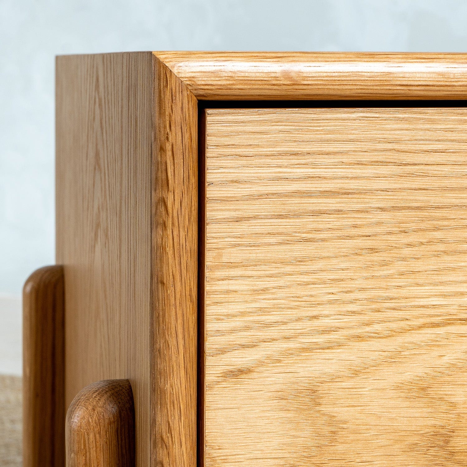 Fil Meşe Komodin 2 Çekmeceli