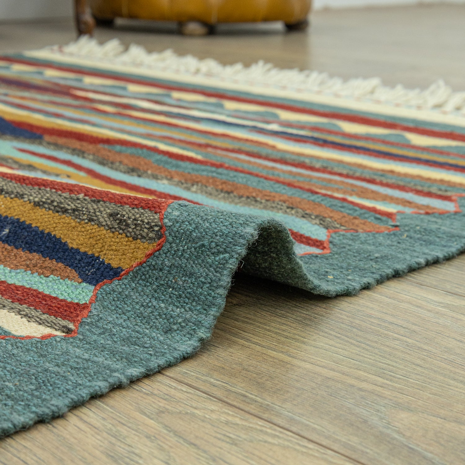 Girelli Soyut Desenli Yün Kilim 116x180 Cm