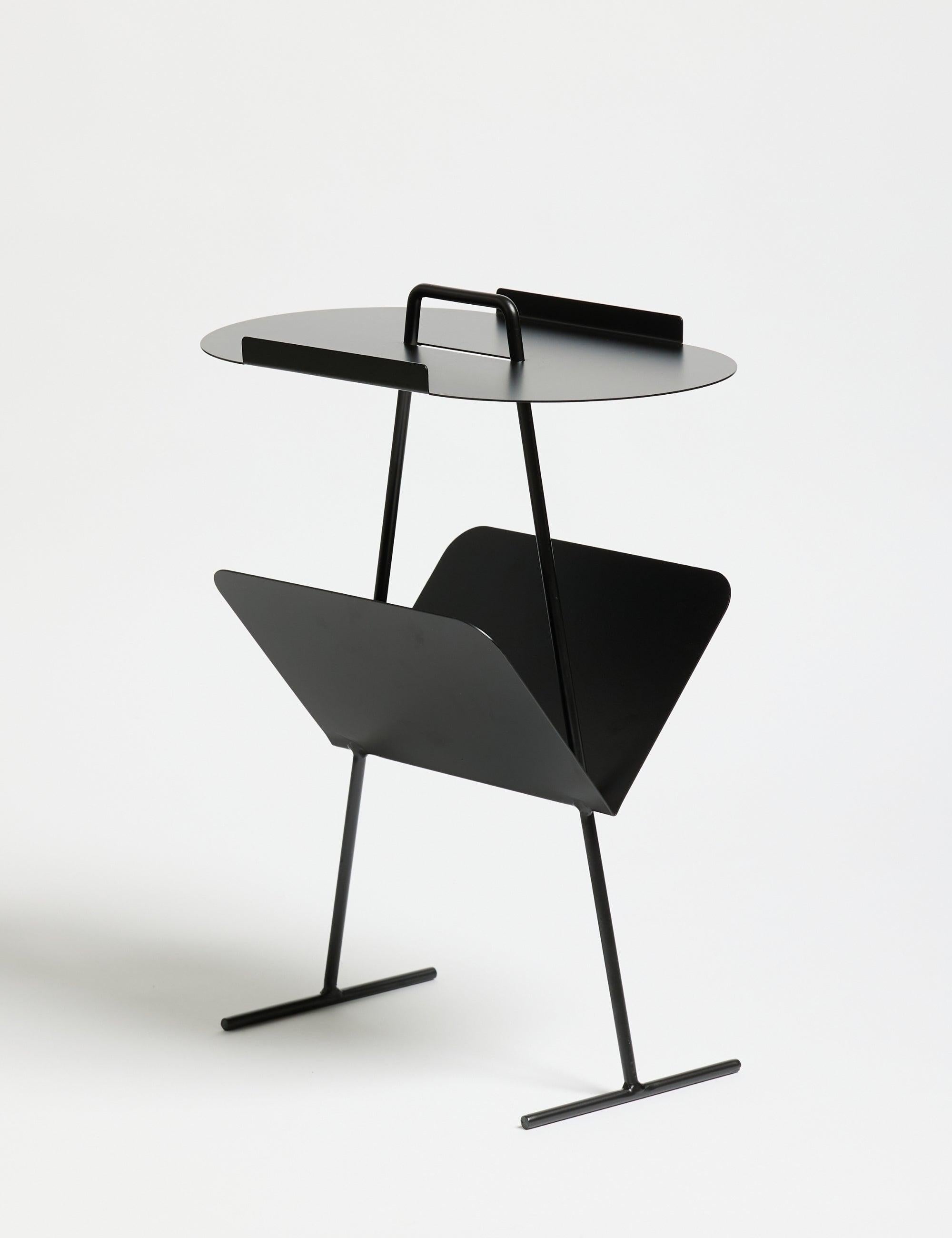 Goddy Gazetelikli Yan Sehpa - Siyah