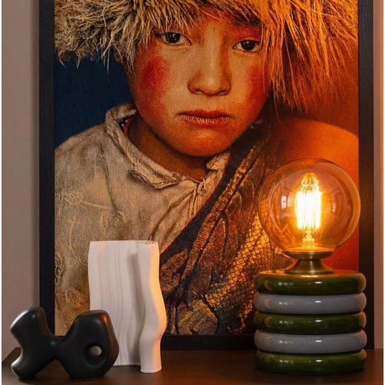 Grey & Green Masa Lambası – Lumos Series