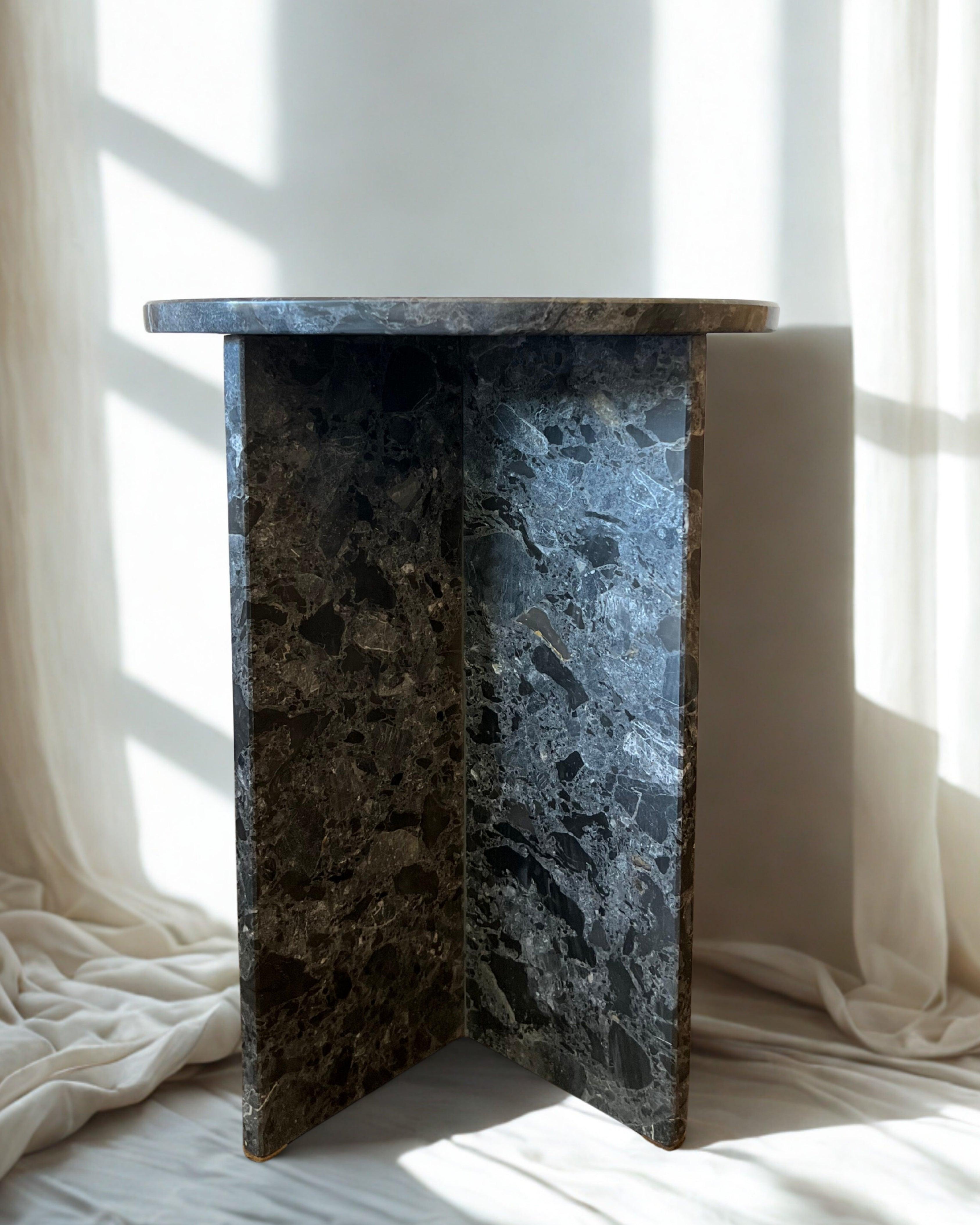 Gris Mermer Yan Sehpa