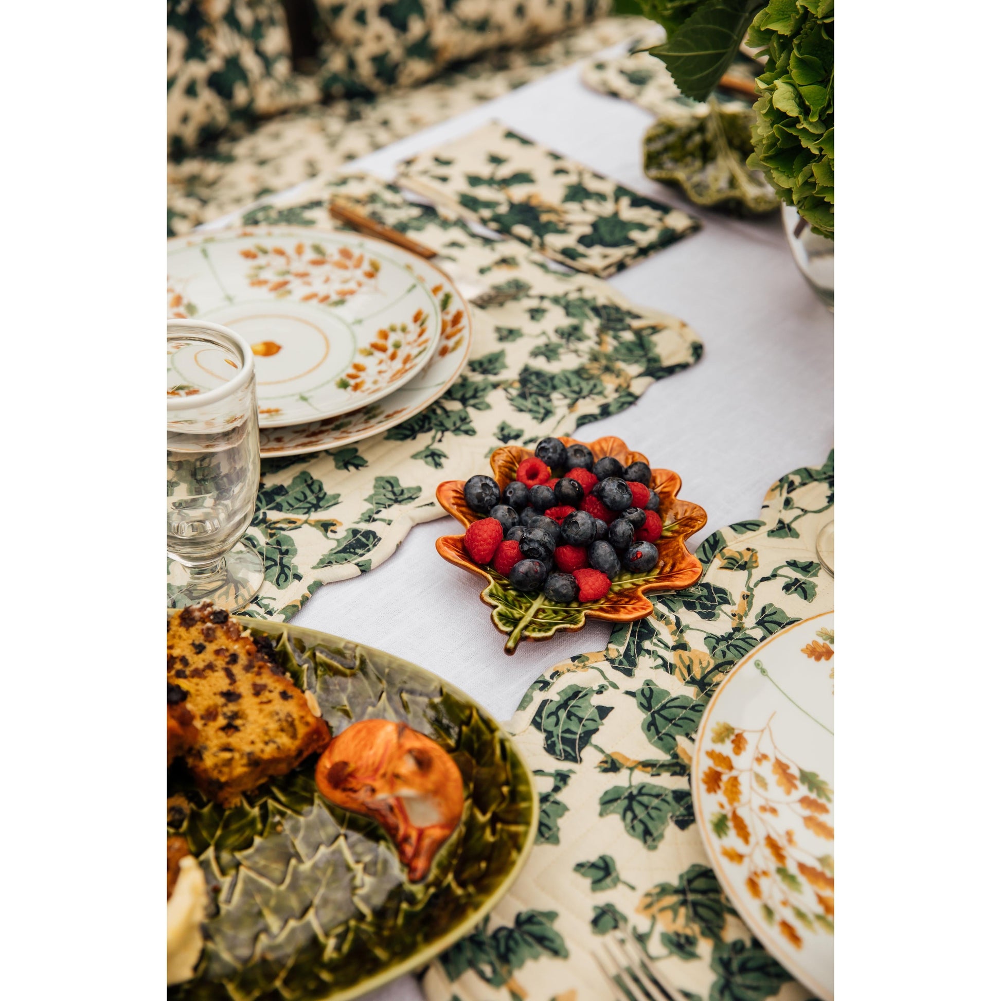 Gudrun By Claudia Schiffer Servis Tabağı