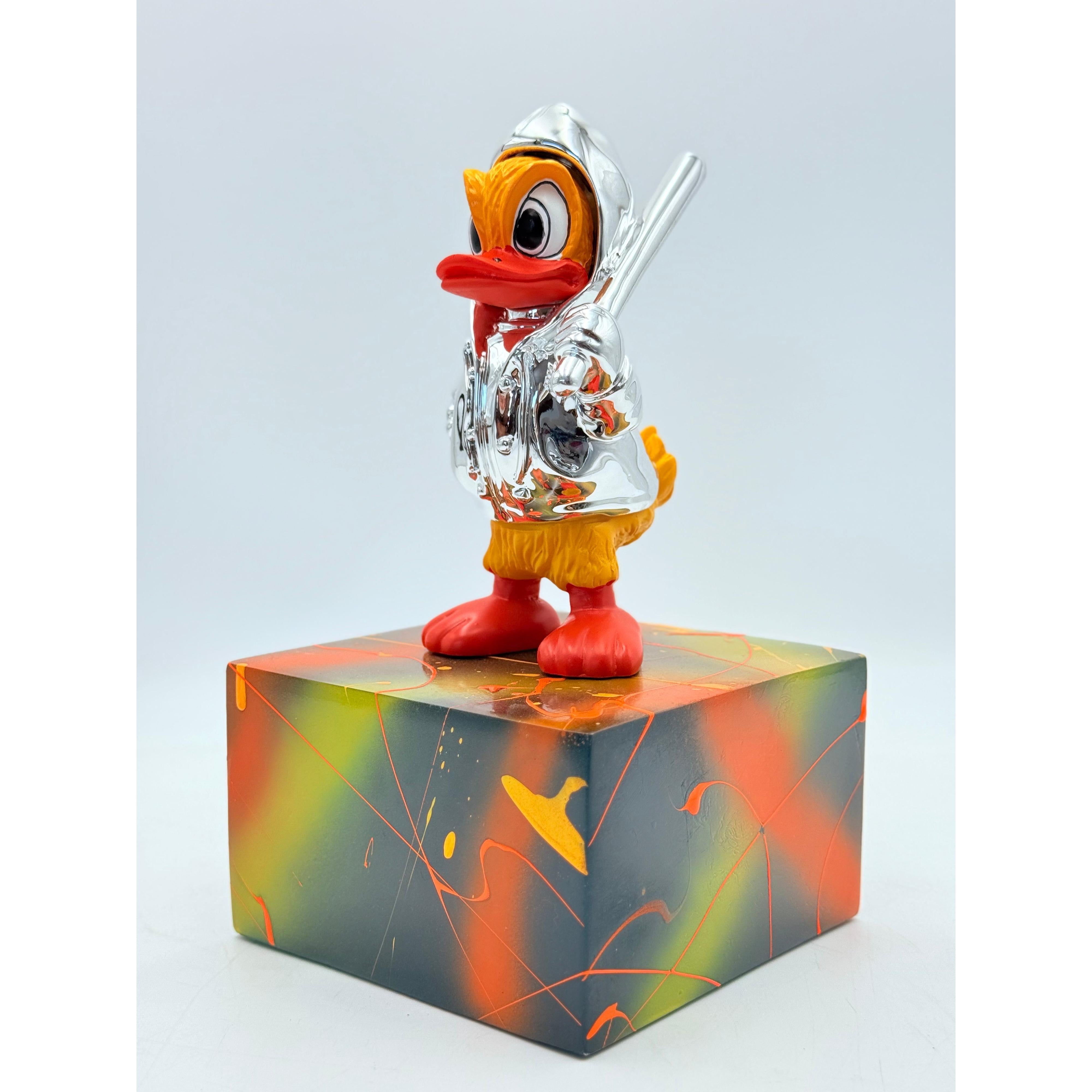 Gümüş Krom Ceketli Ördek Heykeli