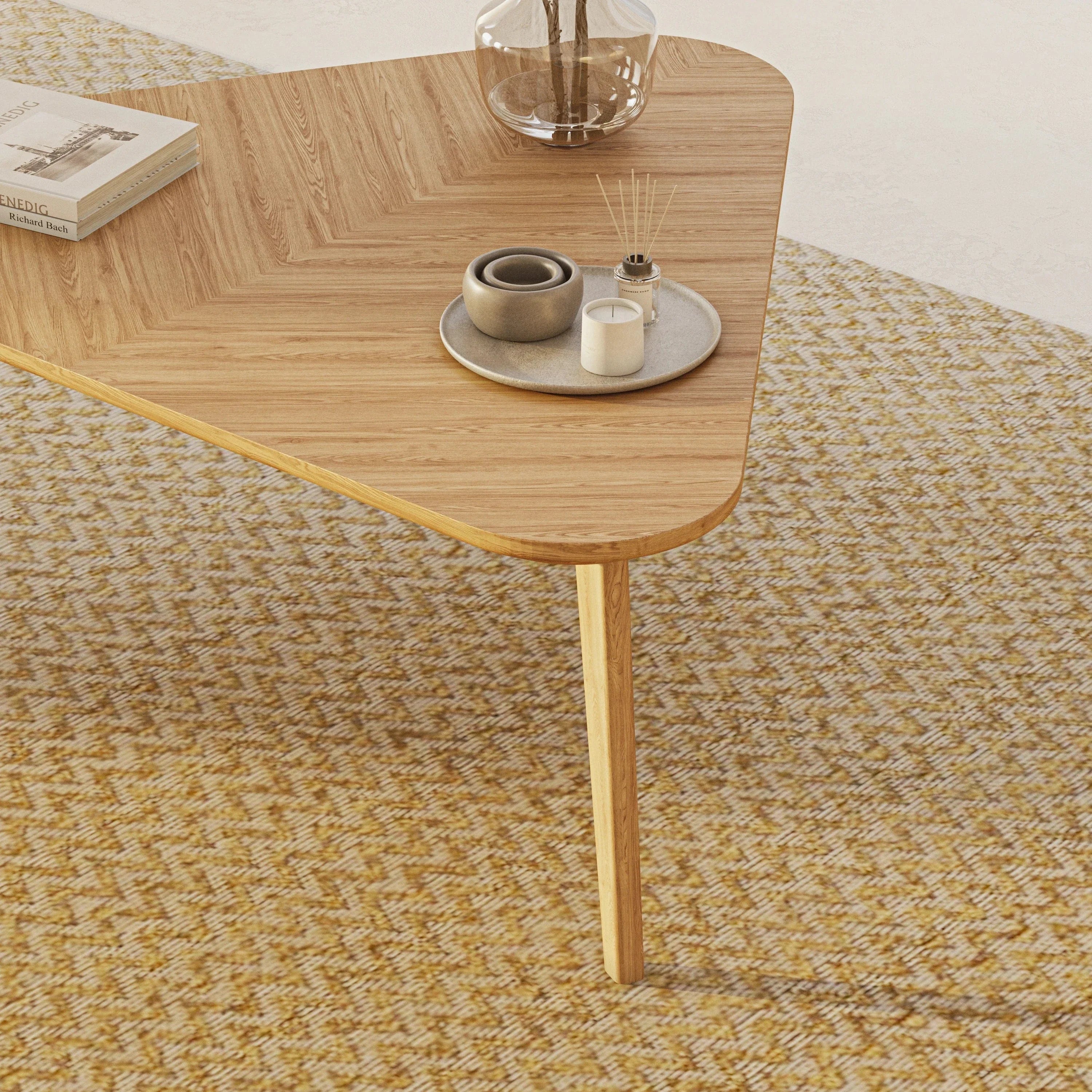 Helsinki Üçgen Orta Sehpa