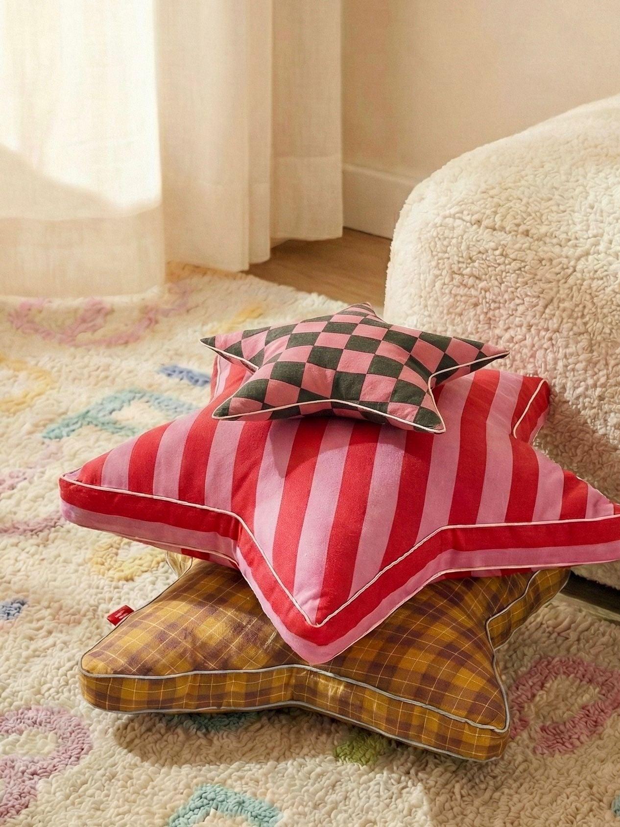 Honey Star Pillow Yastık