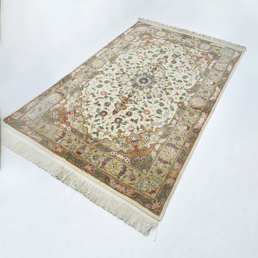 İpekli İran İsfahan Halısı
