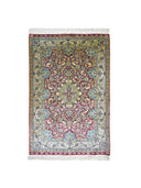 İpekten El Dokuma Bordo Renk Madalyonlu Model Kayseri Halısı 76x110 Cm