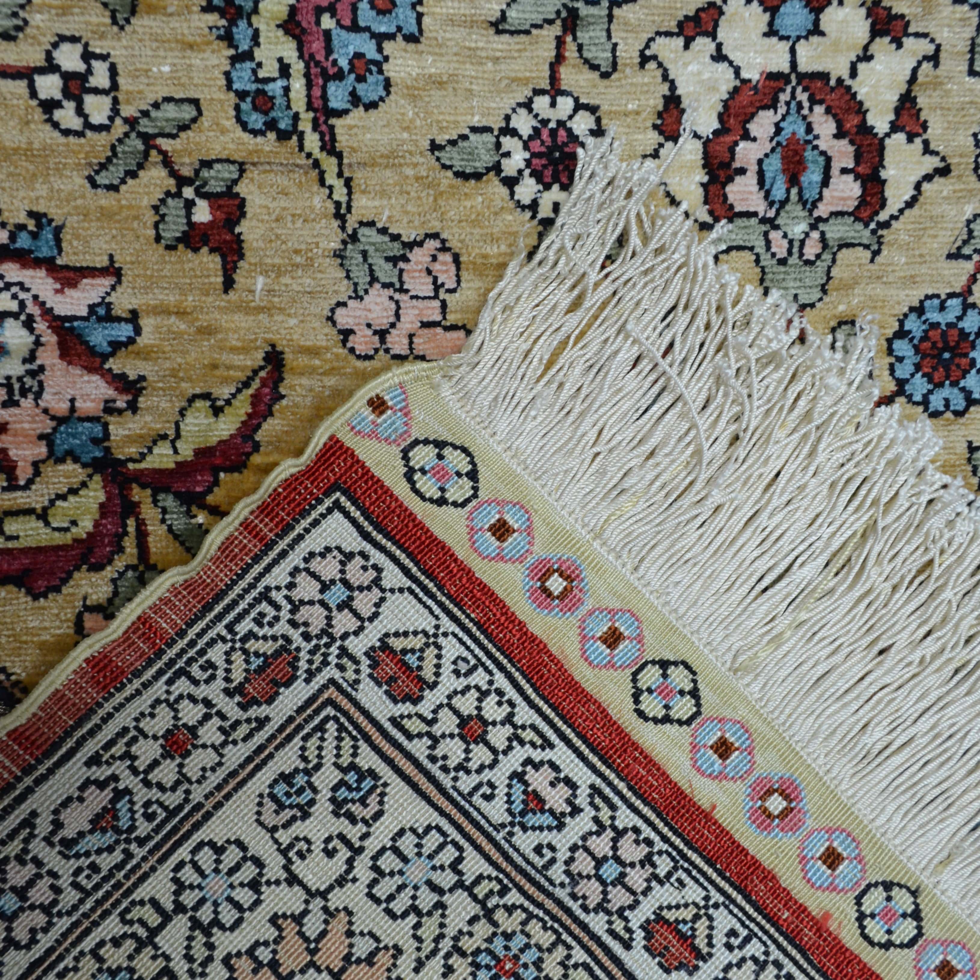 İpekten El Dokuma Mihraplı Seccade Kayseri Halısı 81x138 Cm