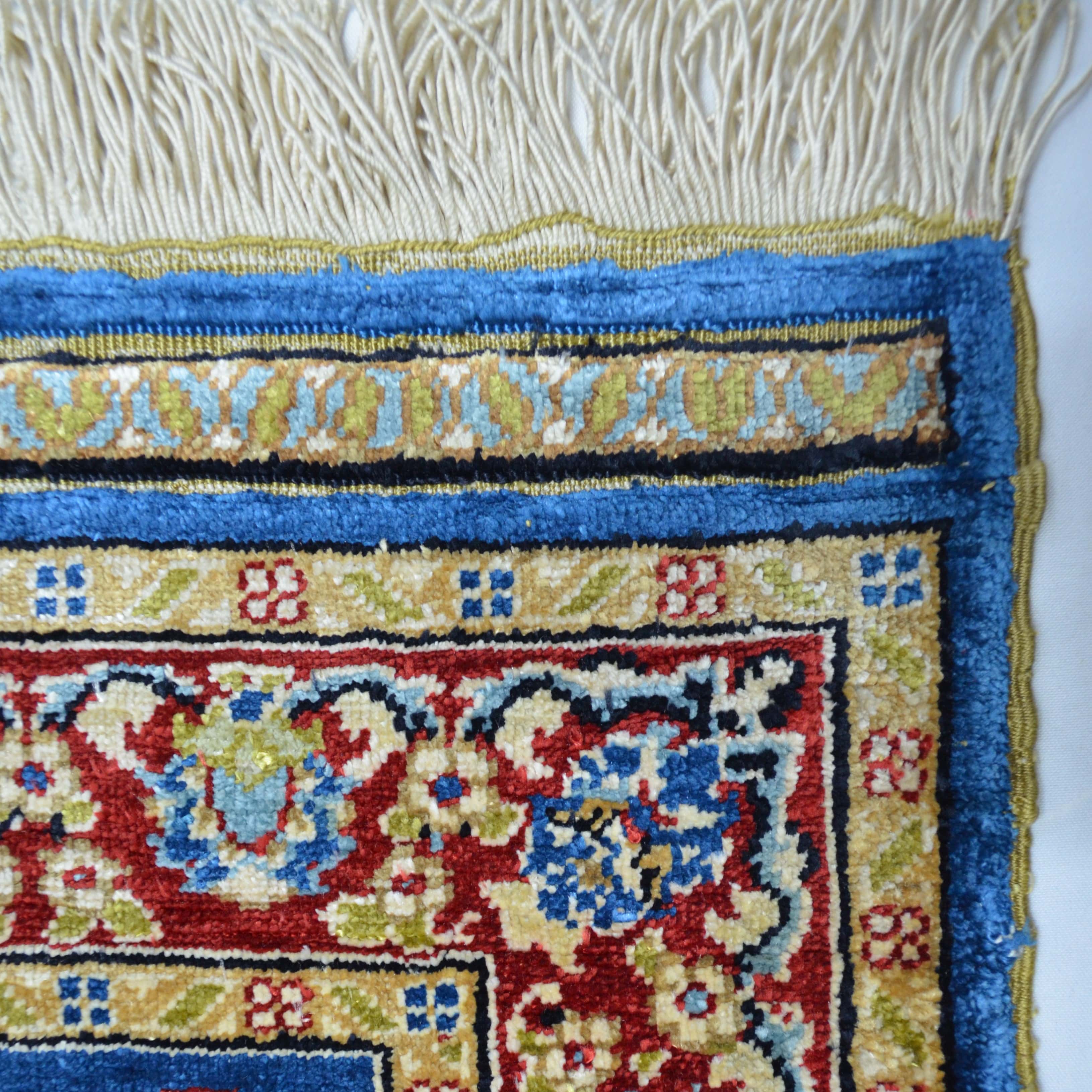 İpekten El Dokuma Şal Desenli Kayseri Halısı 51x71 Cm