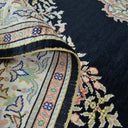 İpekten El Dokuma Siyah Renk Madalyonlu Model Kayseri Halısı 76x111 Cm