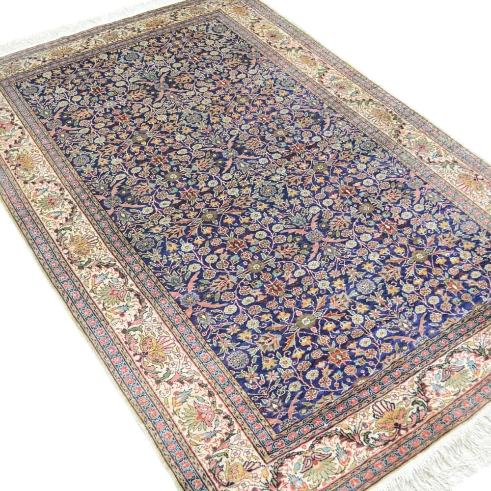İpekten El Dokuma Yedi Dağın Çiçeği Desenli Kayseri Halısı 119x176 Cm