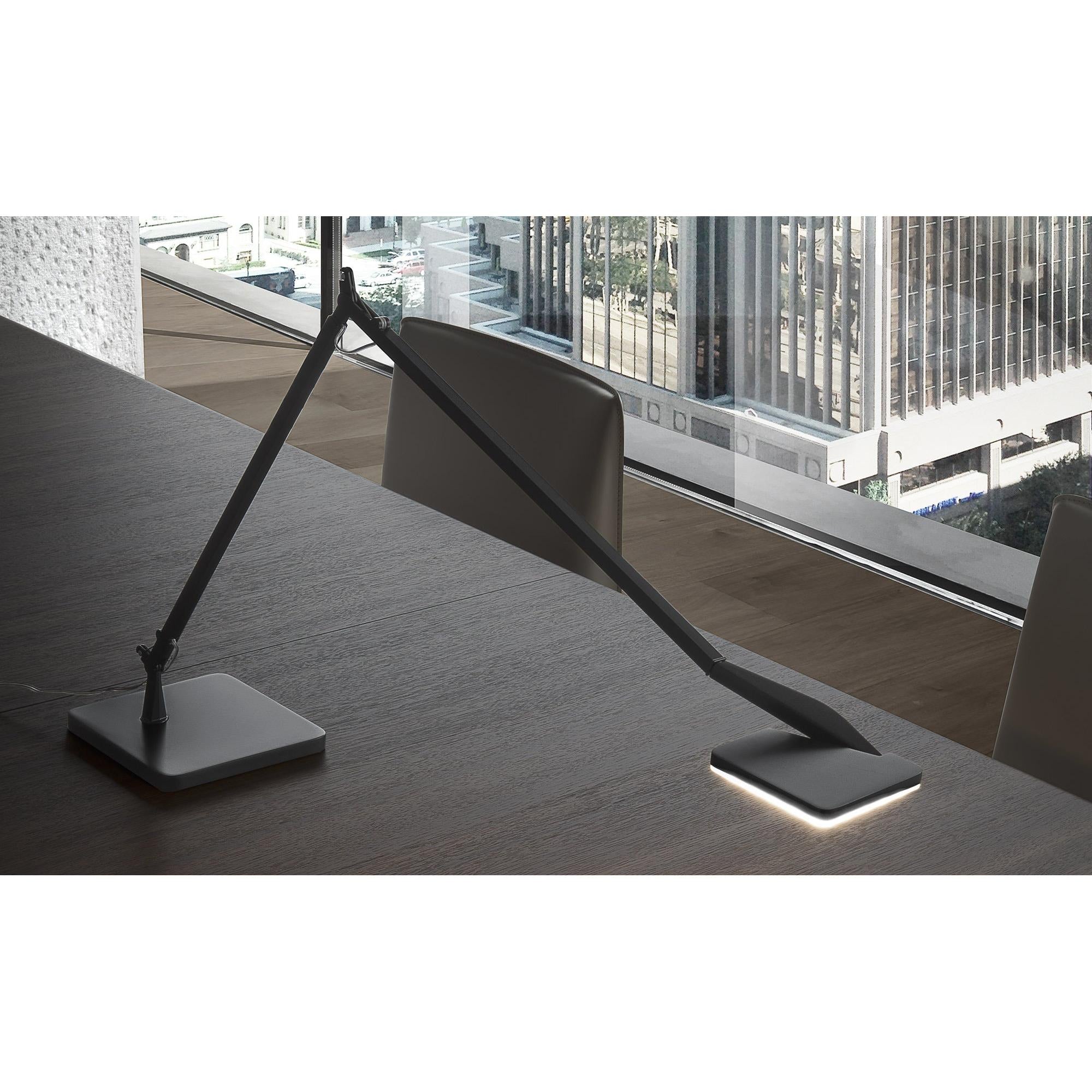 Jackie Siyah Masa Lambası