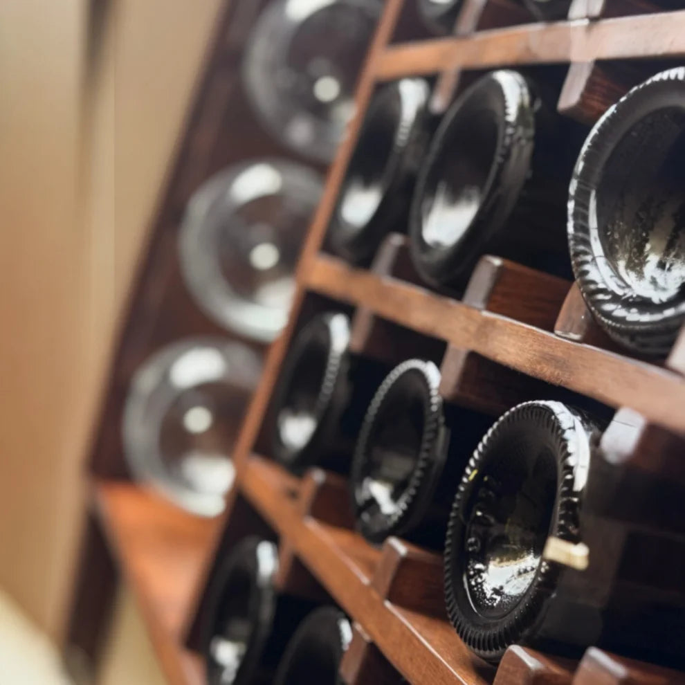 Janissa Masif Ahşap Şarap Standı