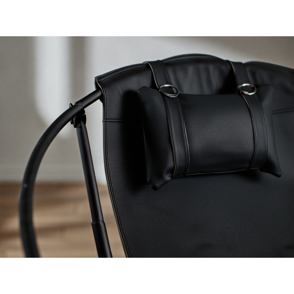 Katlanır Deri Sandalye - Siyah