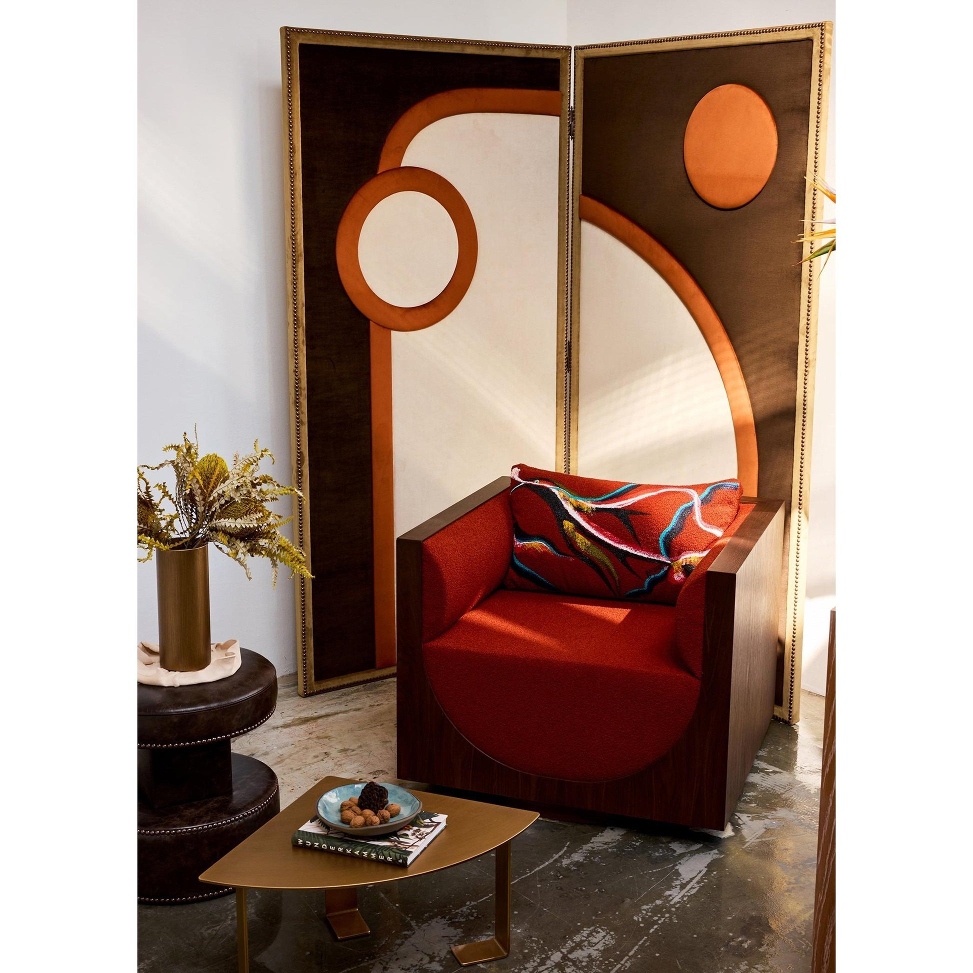 Limited Edition Göç Özel Tasarım Bukle Kumaş Üzerine El Boyaması Kırlent