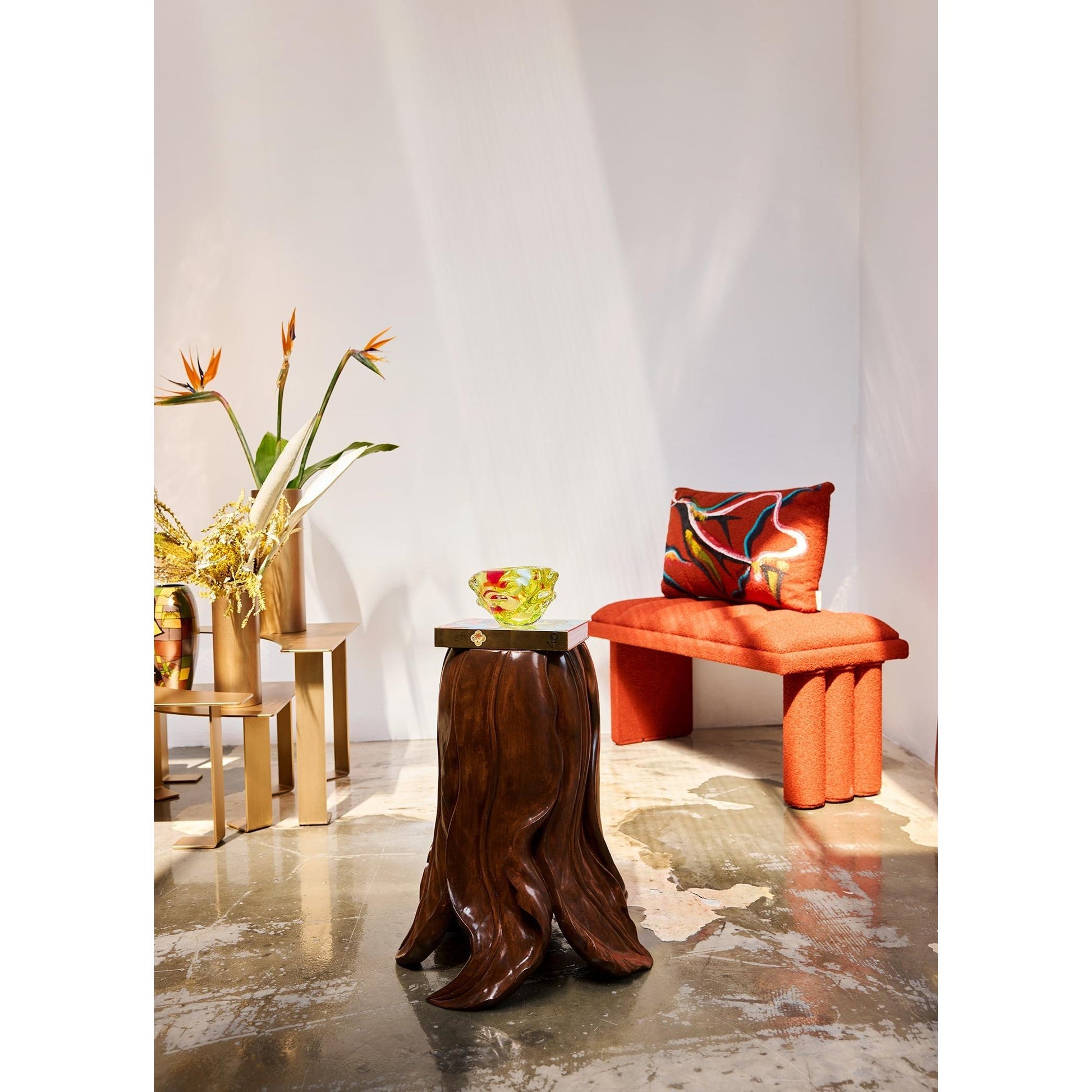 Limited Edition Göç Özel Tasarım Bukle Kumaş Üzerine El Boyaması Kırlent