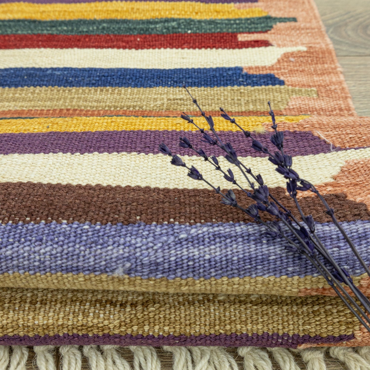 Liora Çubuk Tasarımlı Yün Kilim 114x177 Cm