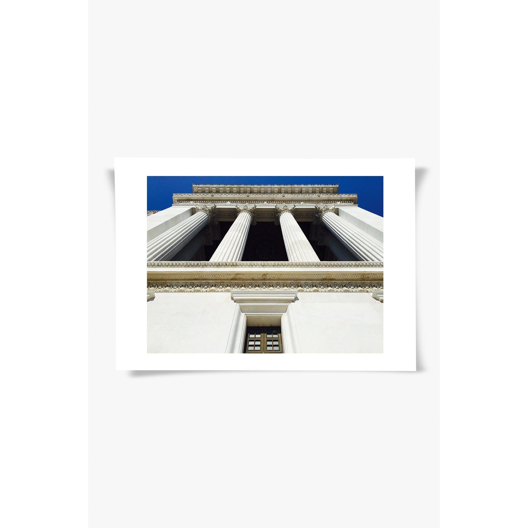 Look Up At The Sky I Fine Art Baskı