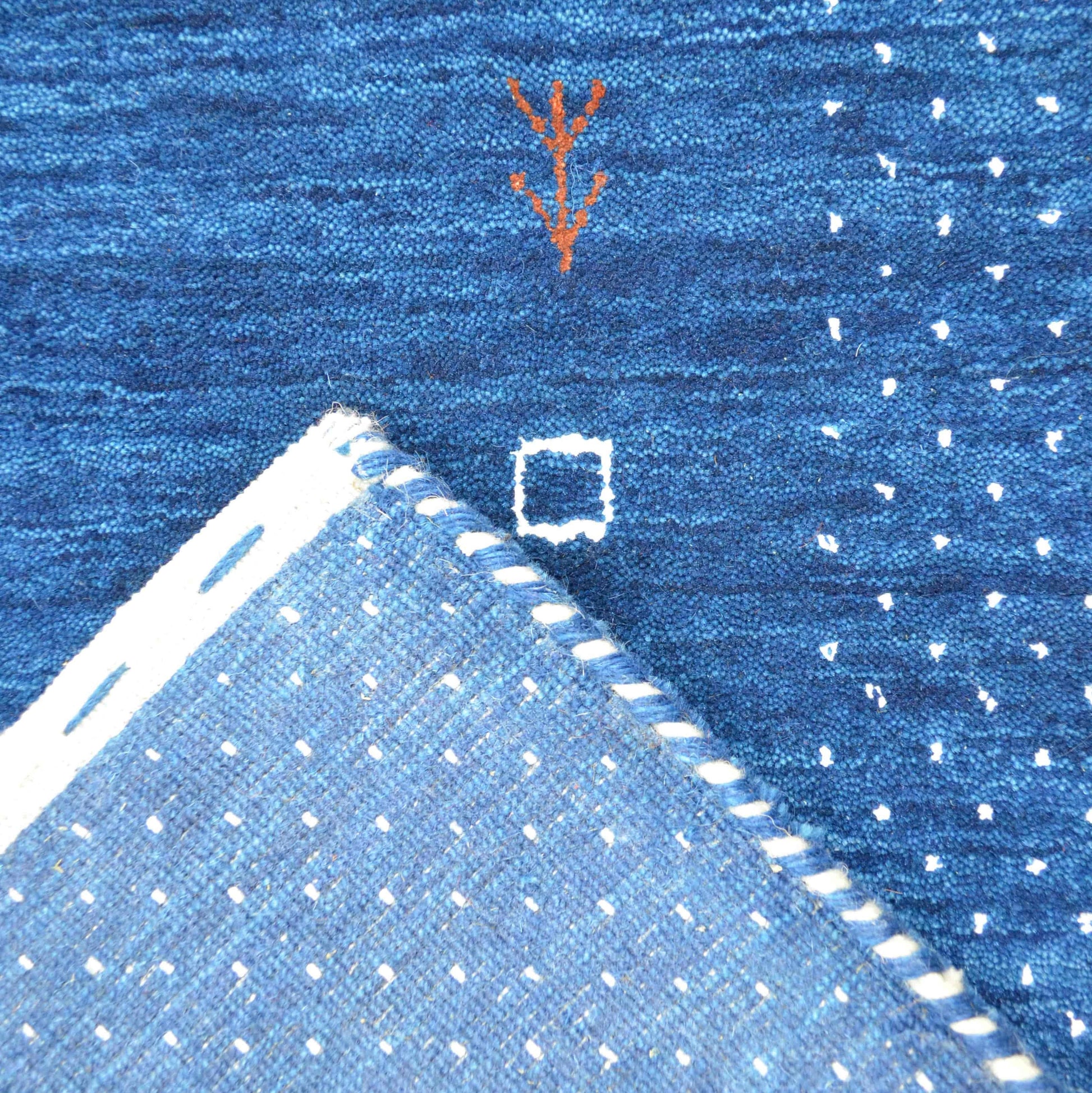 Lori Yünden El Dokuma Etnik Desenli Modern Halı