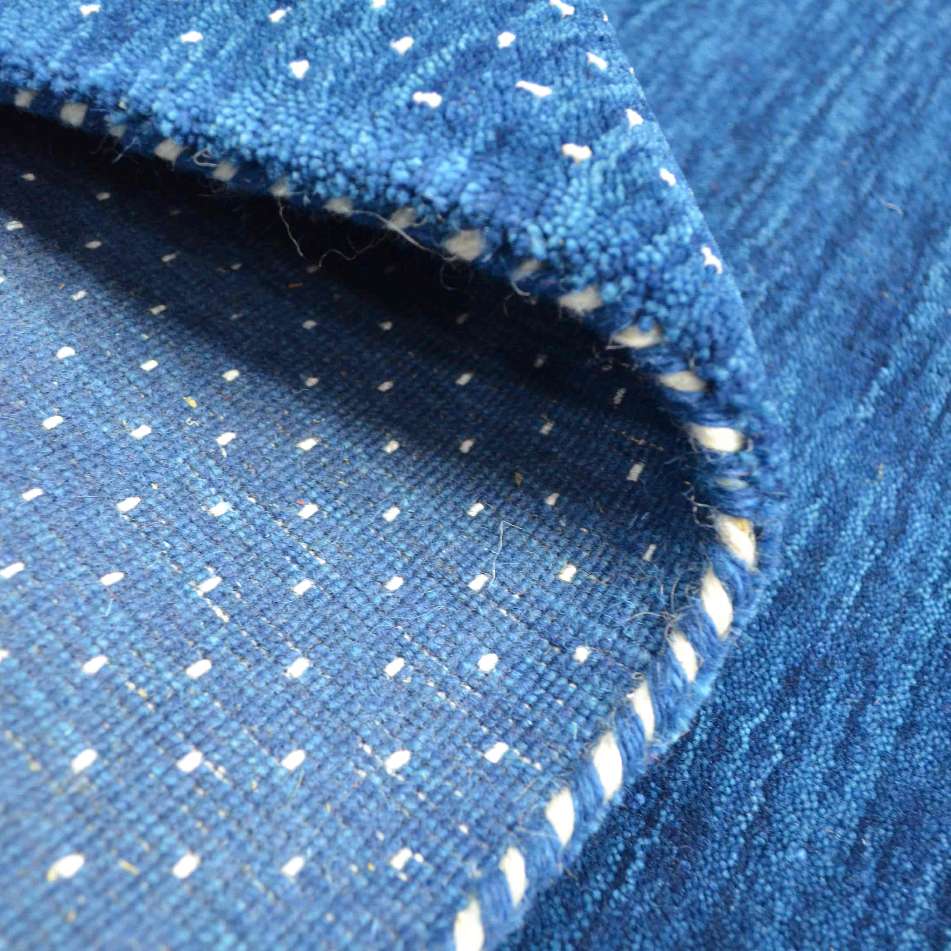 Lori Yünden El Dokuma Etnik Desenli Modern Halı