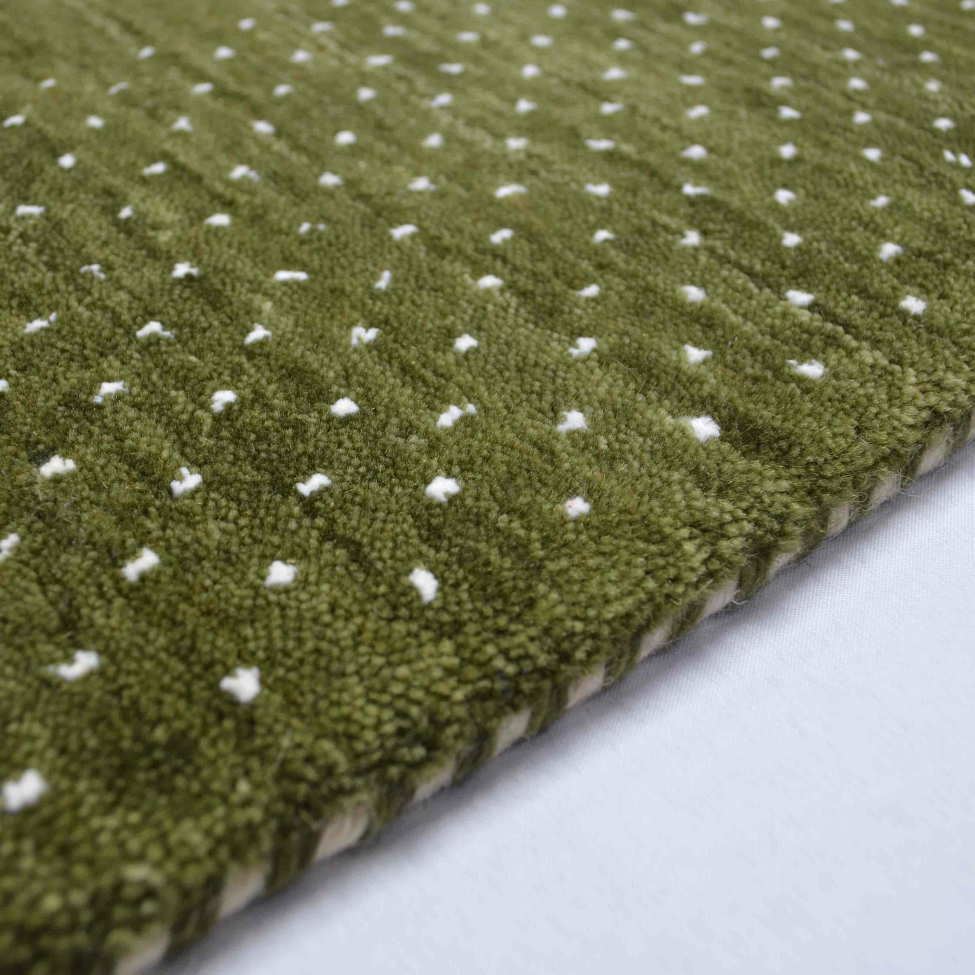 Lori Yünden El Dokuma Etnik Desenli Modern Halı