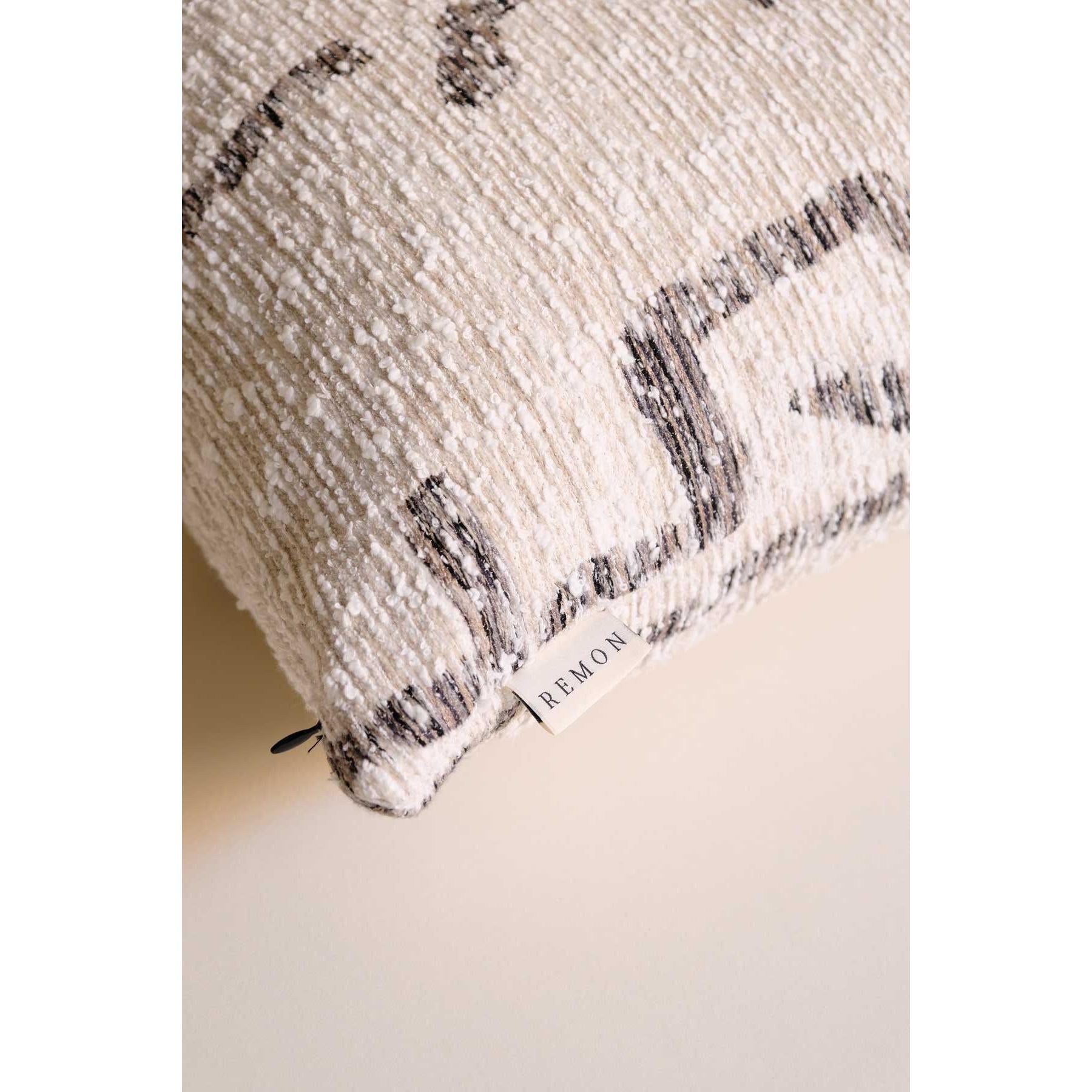 Lunor Kuş Tüyü Kırlent - Siyah