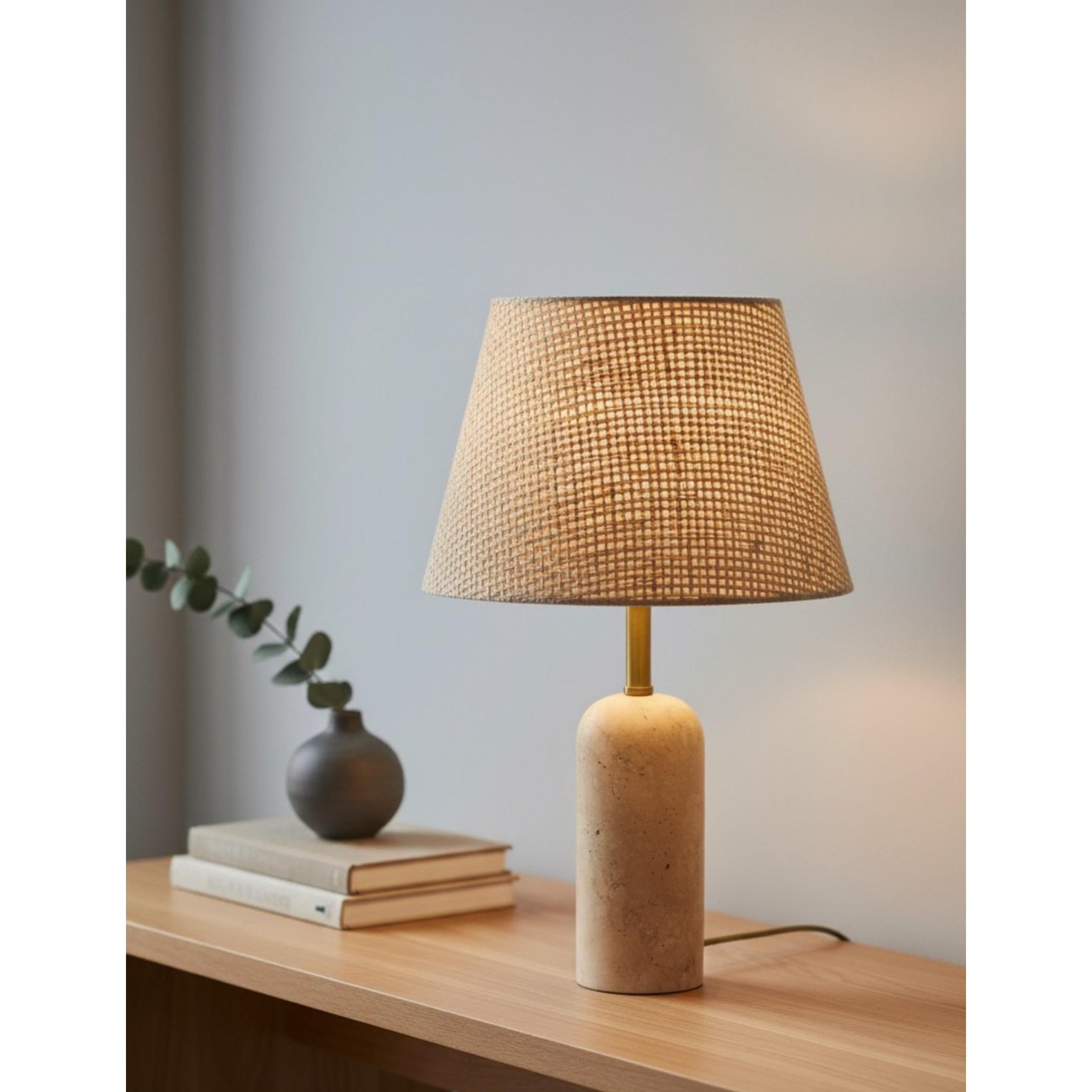 Luum Hasır Şapkalı Traverten Abajur