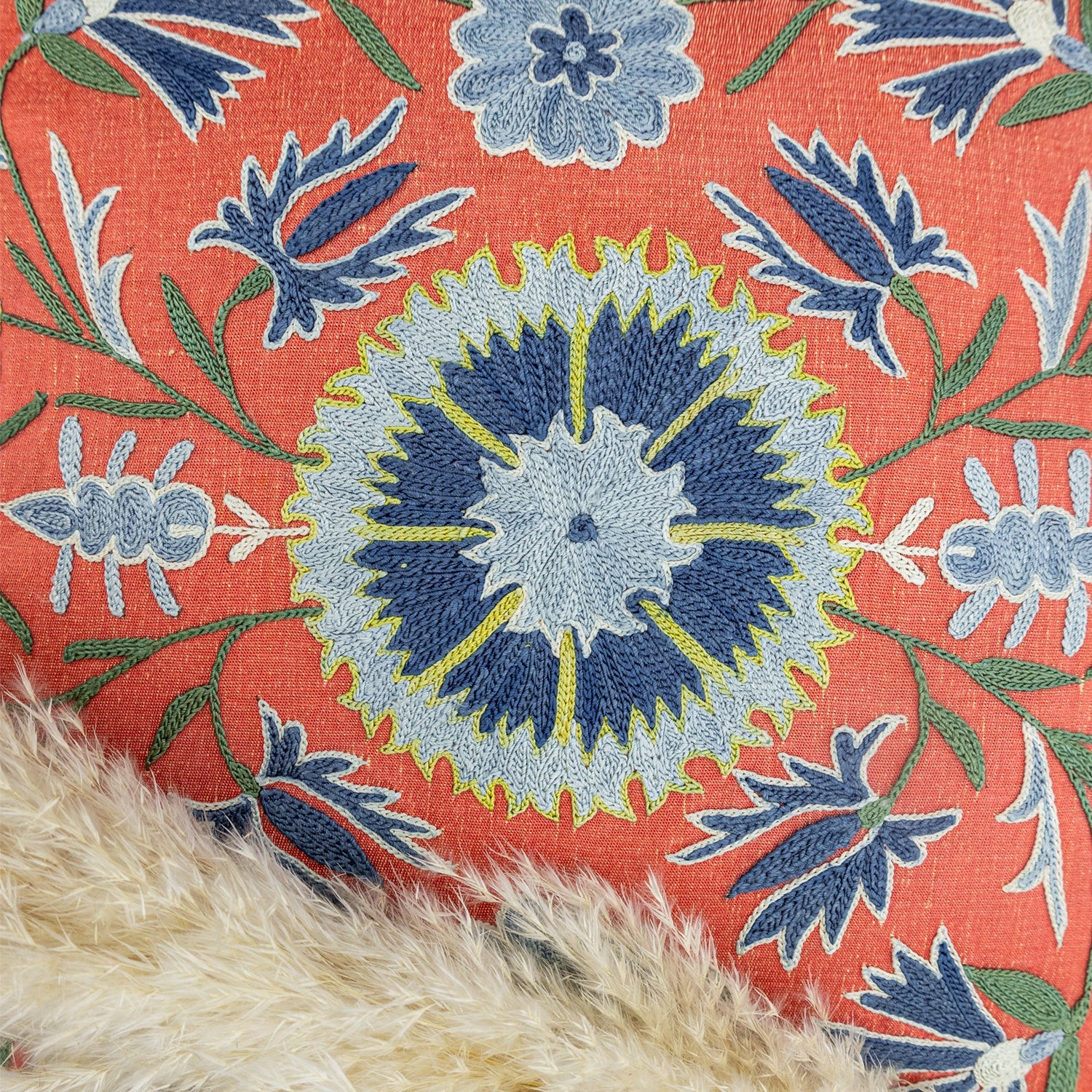 Malena El Yapımı Suzani Kırlent 50X50 Cm