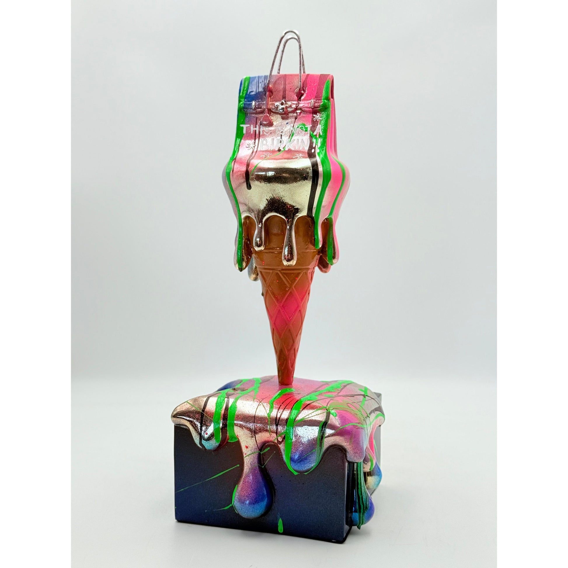 Melty Bag – Neon Drip Özel Tasarım Heykel