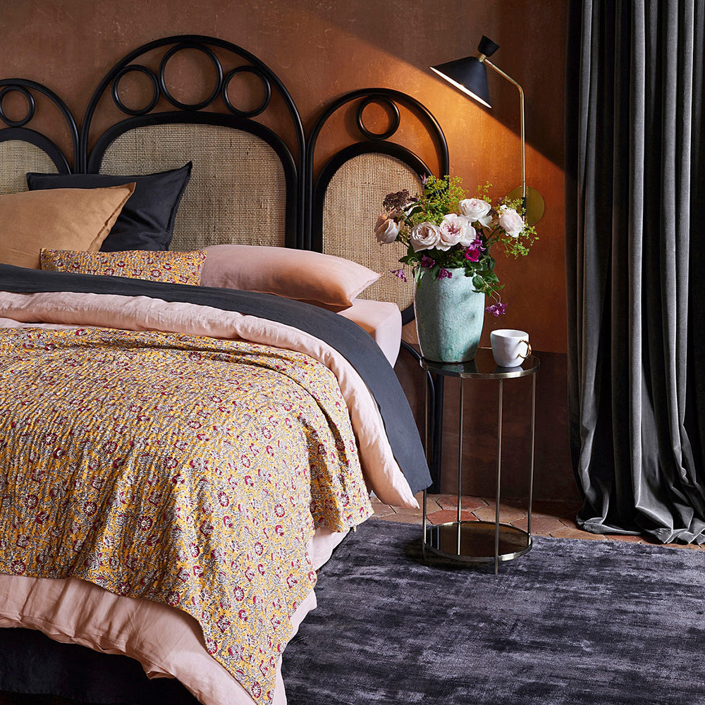 Mia Uzun Eskitme Yan Sehpa