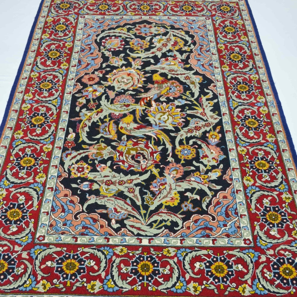 Mihrap Ve Kuş Desenli El Dokuma Hereke Halısı