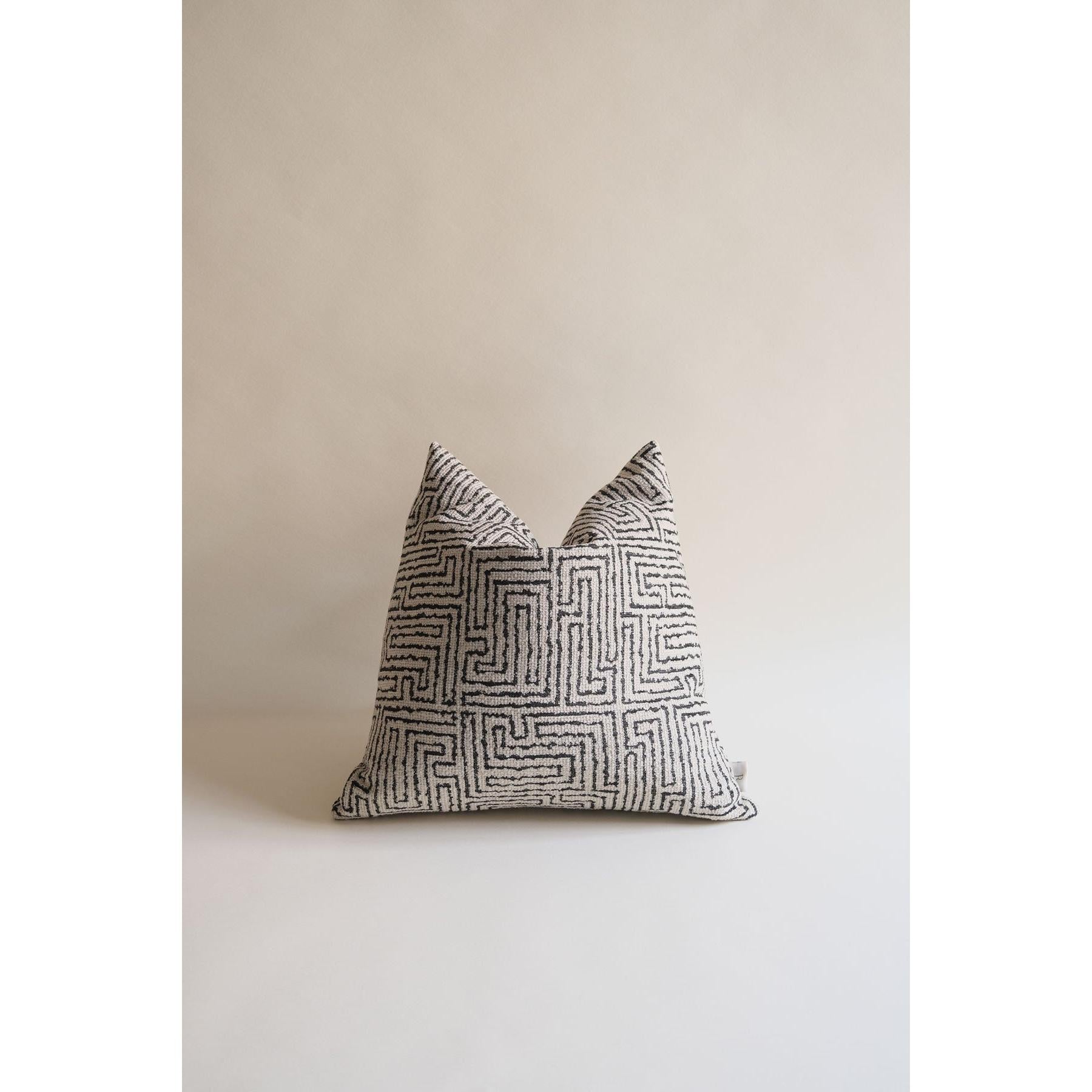 Morven Kuş Tüyü Kırlent