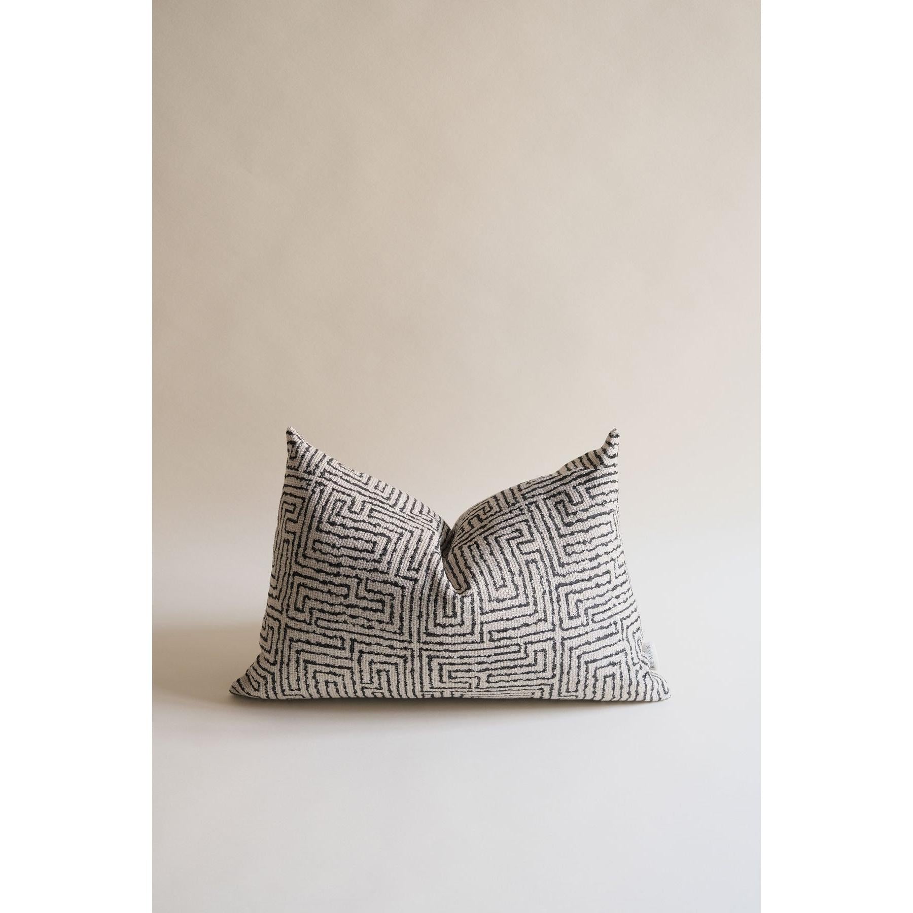 Morven Kuş Tüyü Kırlent